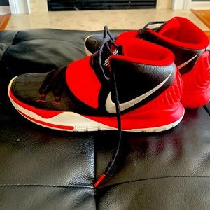 Men’s Nike Kyrie 6